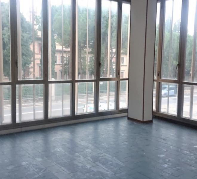 Fano - zona passeggi - ufficio in vendita