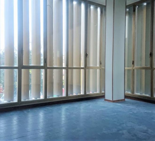 Fano - zona passeggi - ufficio in vendita