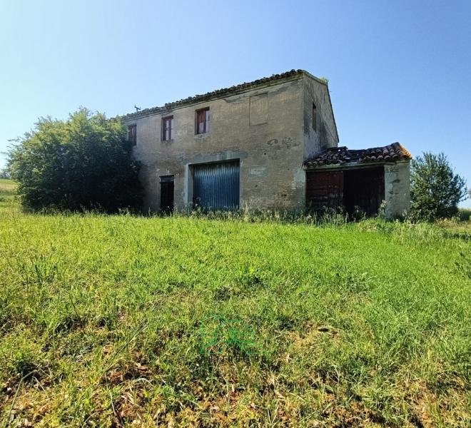 Fano - zona caminate - rustico casolare cascina in vendita