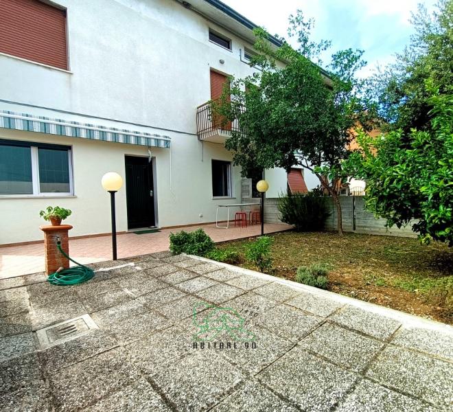 Fano - zona vallato - appartamento in vendita