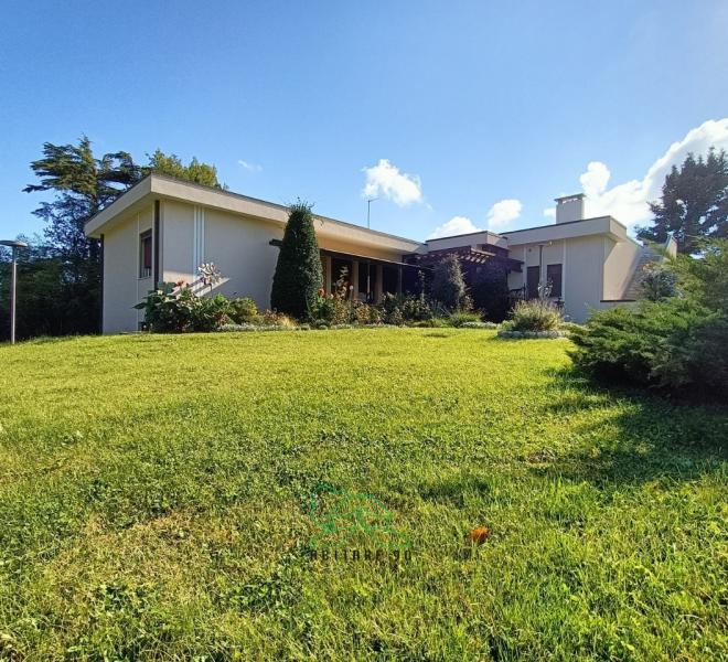 Fano - zona bellocchi - unifamiliare villa in vendita