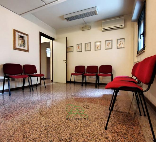 Pesaro - zona centro - ufficio in locazione