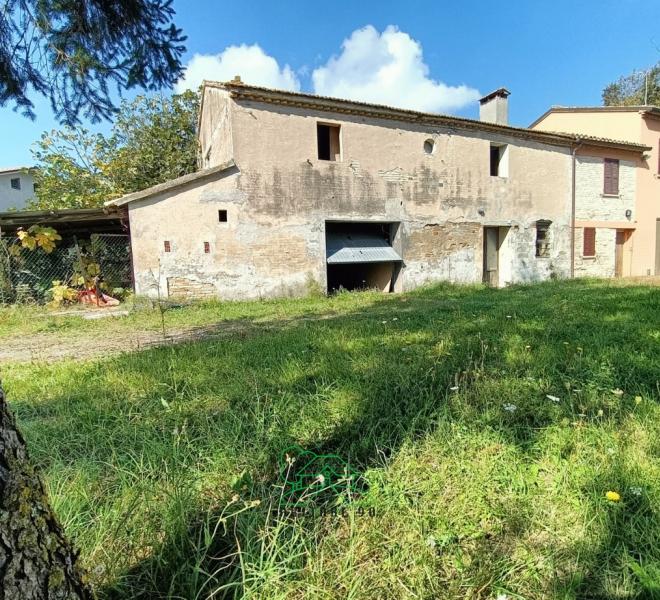 Fano - zona bellocchi - unifamiliare semindipendente in vendita