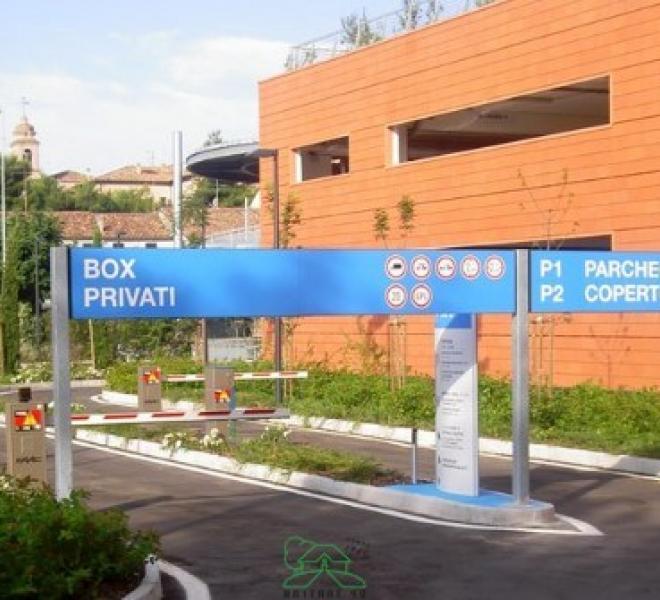 Fano - zona centro - garage box auto posto auto in locazione