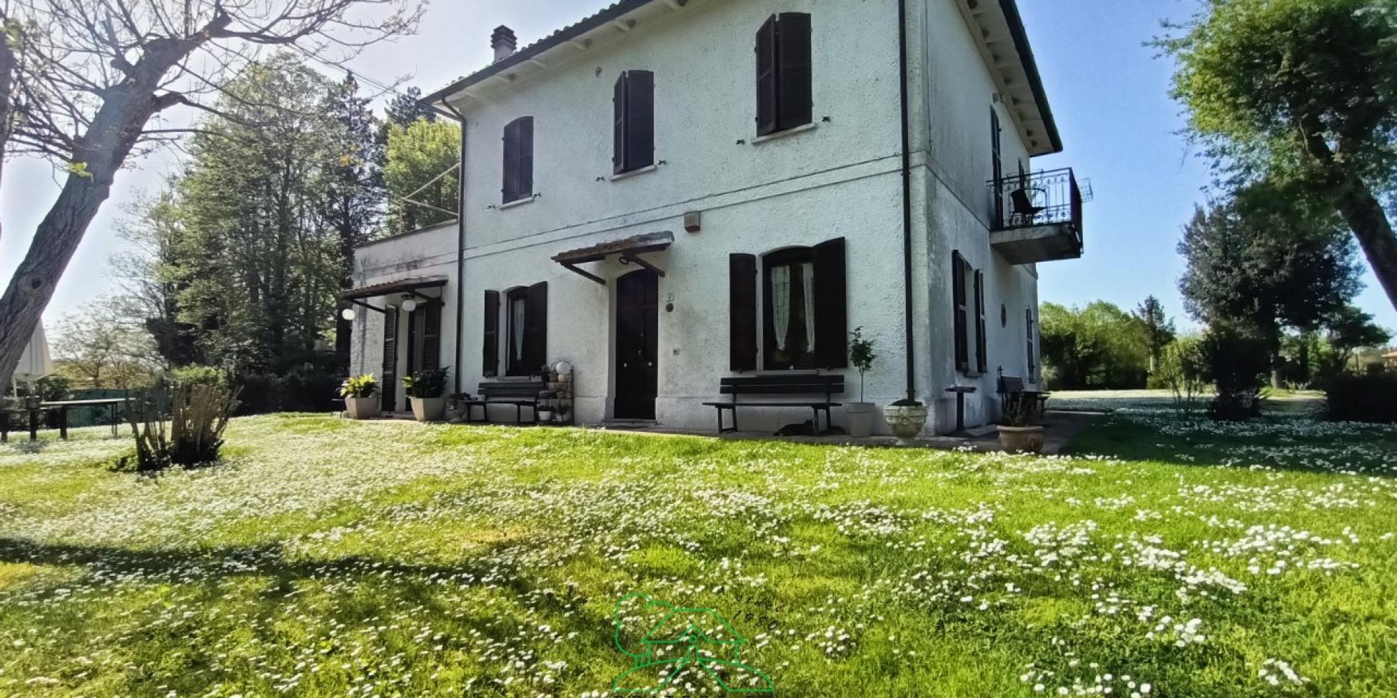 Fano - zona carignano - rustico casolare cascina in vendita